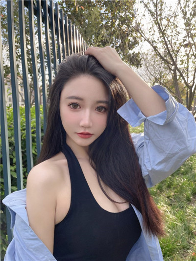 8ACEFE53-3DDF-43DC-926E-4479F7D80055-768x1024.jpg